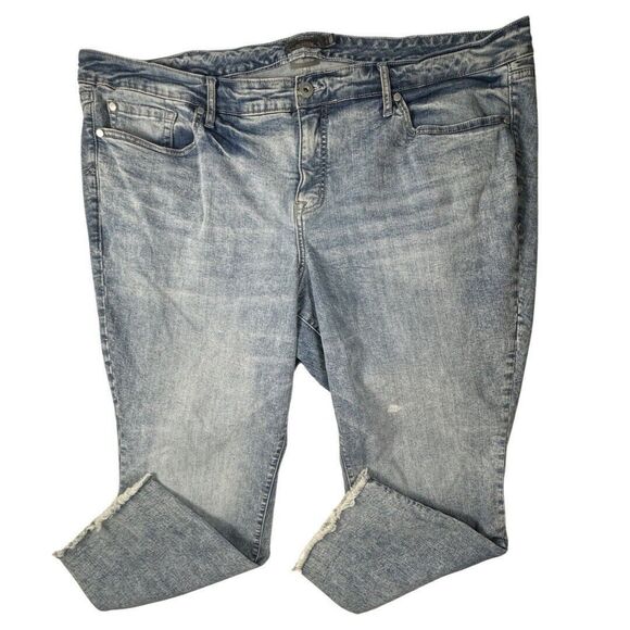 Torrid Denim - Torrid Women's Size 24 Crop Boyfriend Jeans  Blue Solid Cotton Blend Straight